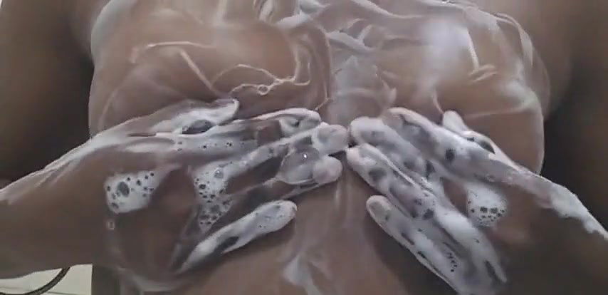 Boyfriend se video chat krte huye video leak ho gya indian desi girl mms video.