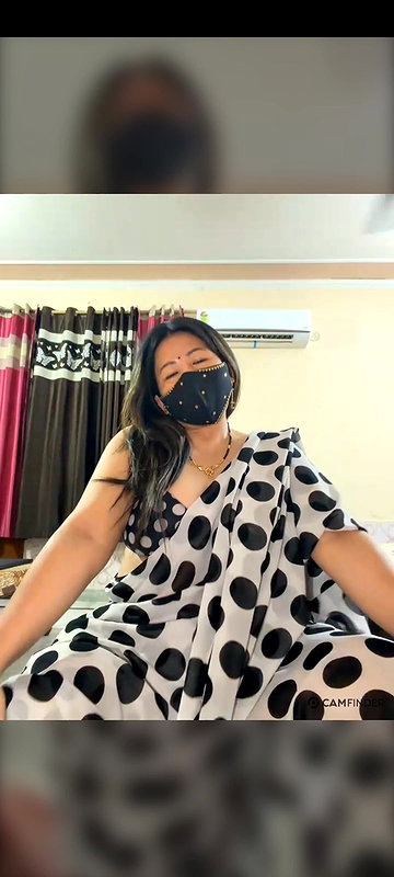 88pink nepali randi bhabhi sexy bra show in saree