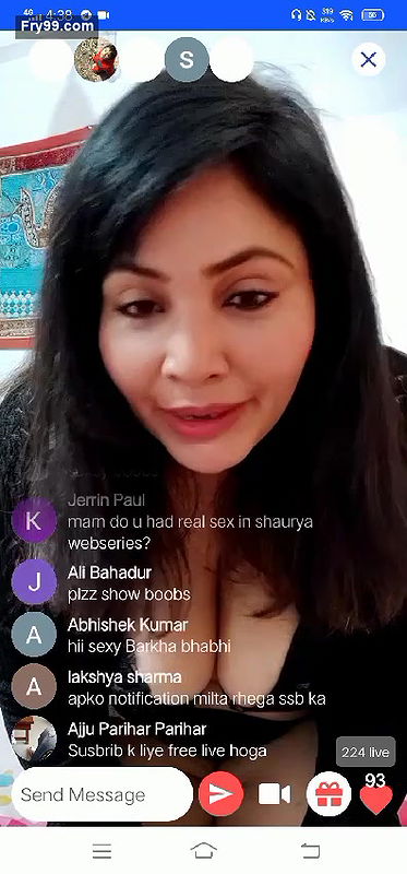 Rajsi Verma showing her Boobs and Ass HD Video with Clear Audio