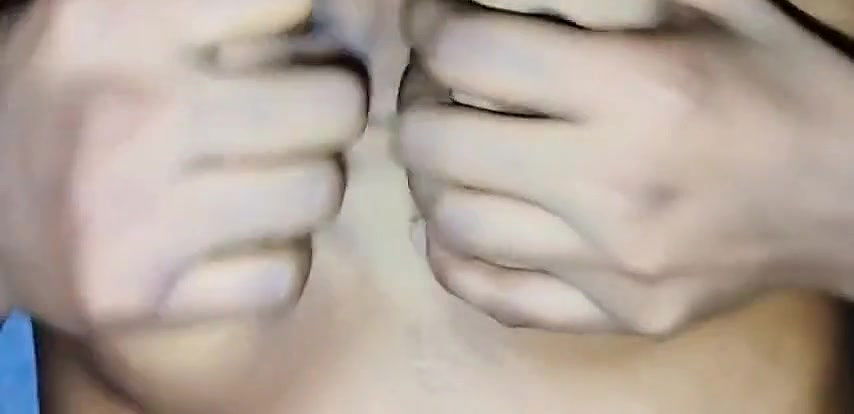 Chuchi ko khub daba daba ke dhudh nikalna chah koi nikl skt hai kya