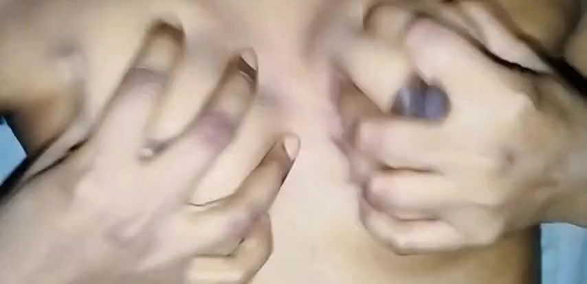 Chuchi ko khub daba daba ke dhudh nikalna chah koi nikl skt hai kya