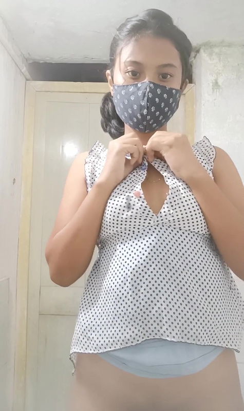 chudanai kai liyai tras rhi hu mai