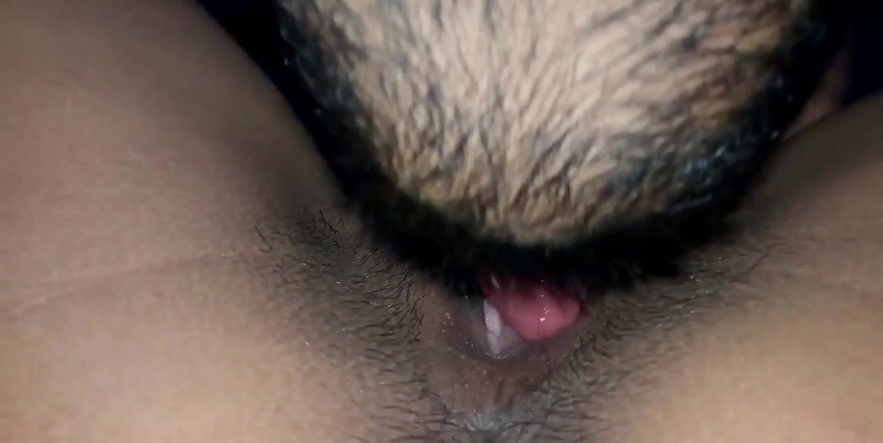 Closeup Desi pussy licking video, he ate all the cum