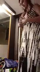 hot bahbhi nude dress change