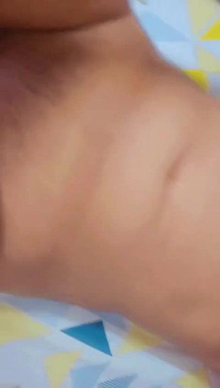 pussy showing young girl