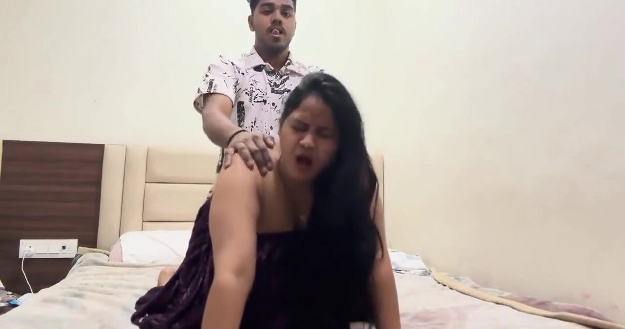Big Ass Bhabhi Hard Doggy Style Fucking