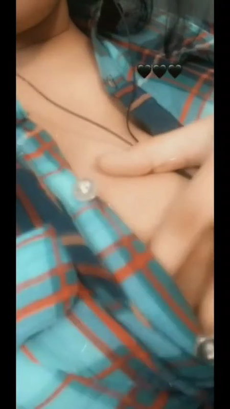 Chubby Girl Showing Boobs