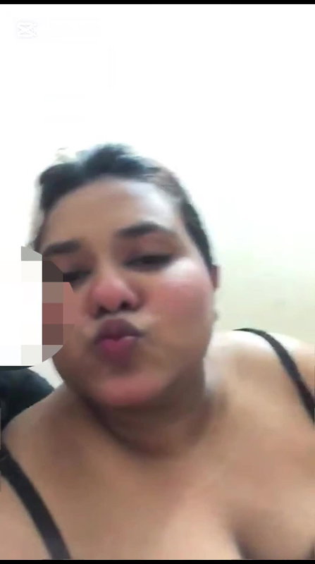 Horny Chubby Bengali GF Showing Fucking With BF 3