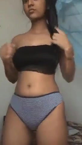 sri lankan girl stripping