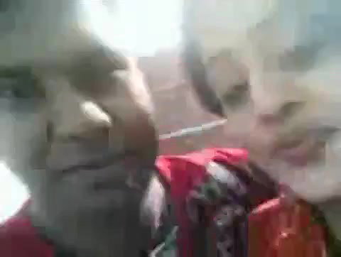 park mein boob dabayi