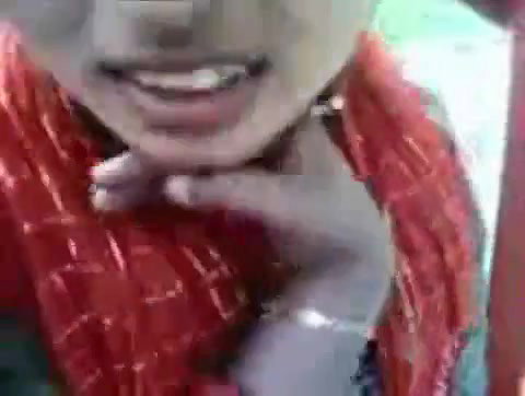 park mein boob dabayi