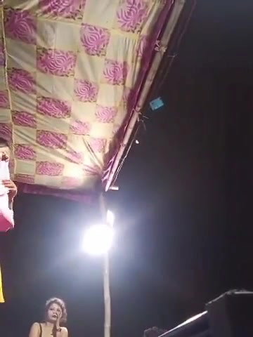 EPORNER COM   82OI4xodxAM Nekede stage dance 480