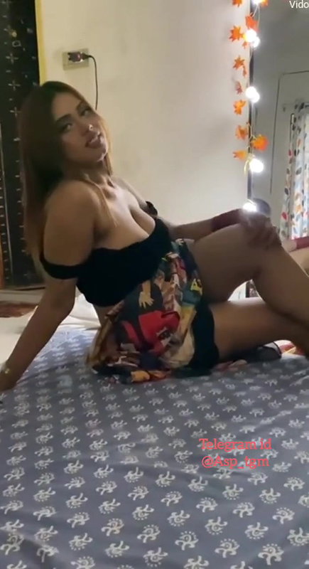 Bengali Girl With Lover in Hotel