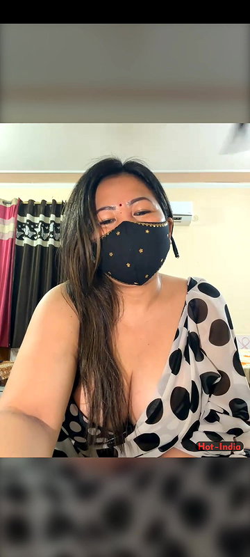 88pink chut me full vibertor nepali randi bhabhi pinky thapa