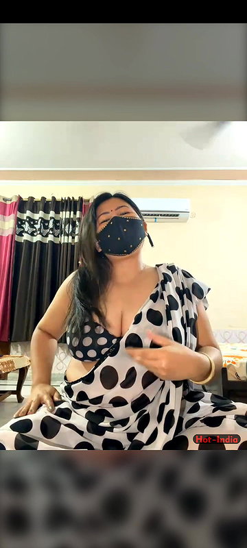 88pink chut me full vibertor nepali randi bhabhi pinky thapa