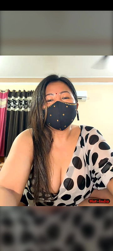 88pink chut me full vibertor nepali randi bhabhi pinky thapa