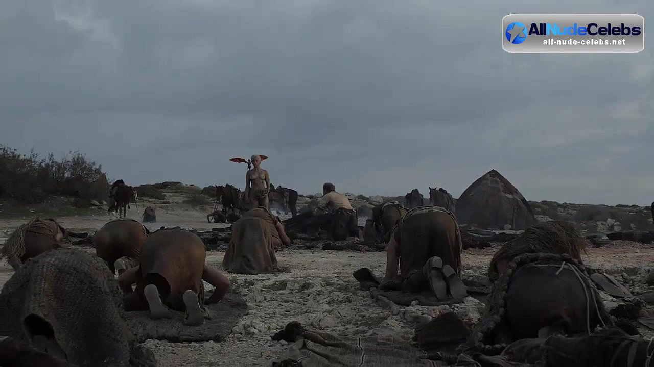 Emilia Clarke Nude Sex Actions And Hot Bikini Collection   7