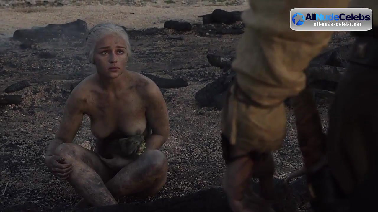 Emilia Clarke Nude Sex Actions And Hot Bikini Collection   7