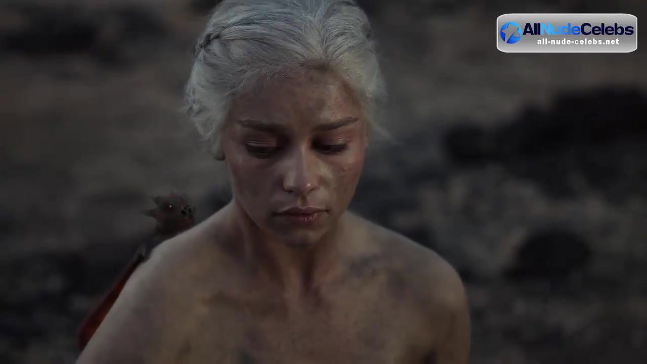 Emilia Clarke Nude Sex Actions And Hot Bikini Collection   7