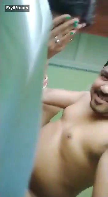 Friend wife ke thukai