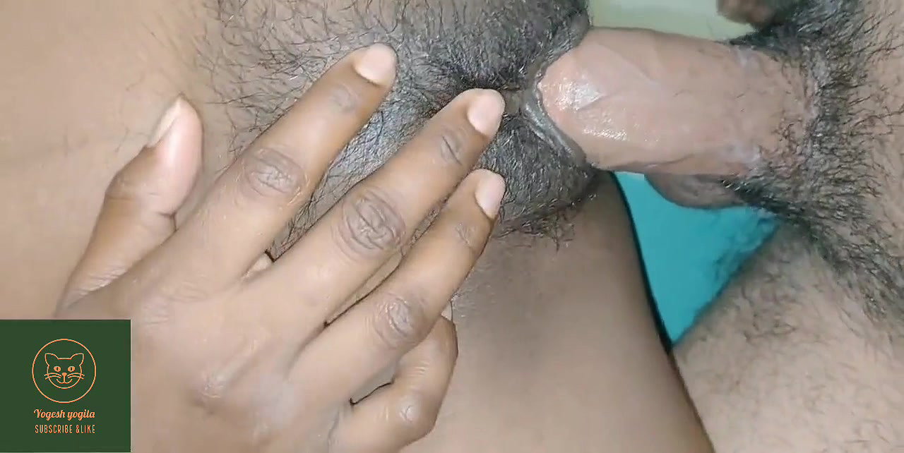 Desi Yogita bhabhi ko chod kar chut fad di