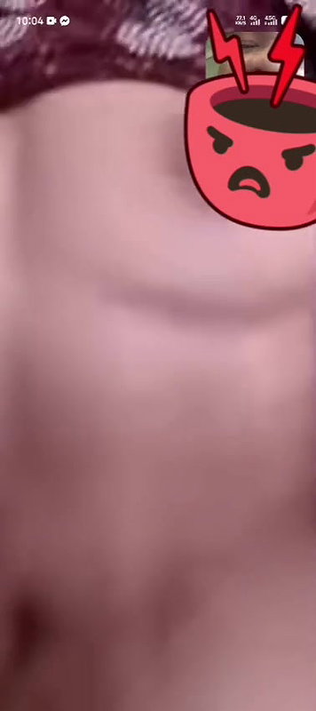 Bengali girl on WhatsApp shows nude boobs to lover