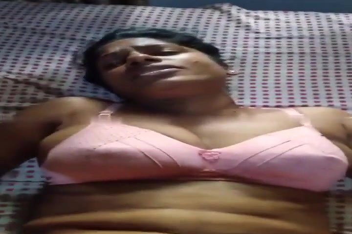 Girlfriend Ki Missionary Mein Tight Chut Faad