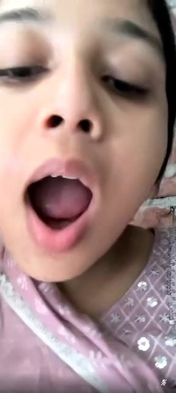 desi hot chick masturbrate