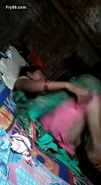 Village Bhabhi Showing Boobs and Pussy
