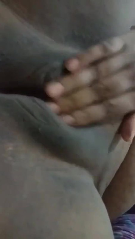 cute girlfriend black pussy fingering solo nude