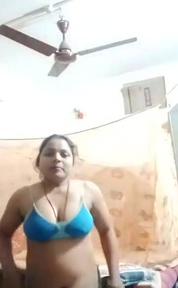 Big ass Dehati wife nude striptease show