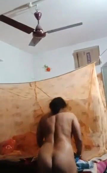 Big ass Dehati wife nude striptease show