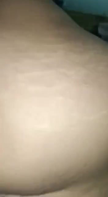 Srilankan Tamil bitch riding dick of her customer