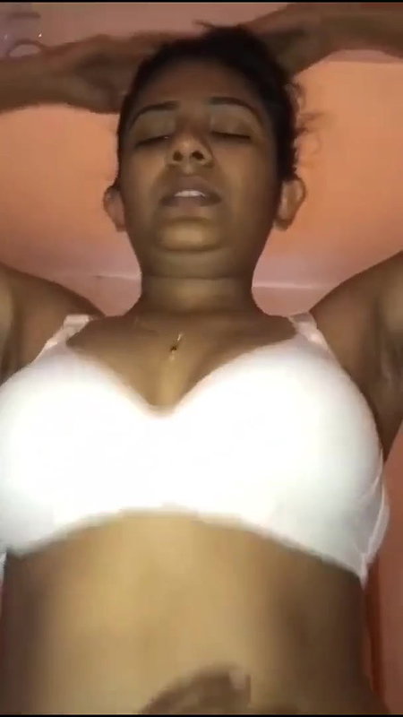 famous Srilankan TV host fucking in hotel room viral sex