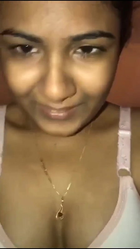famous Srilankan TV host fucking in hotel room viral sex