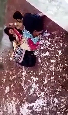 Mature Wife Outdoor Pussy Fingering by Lover