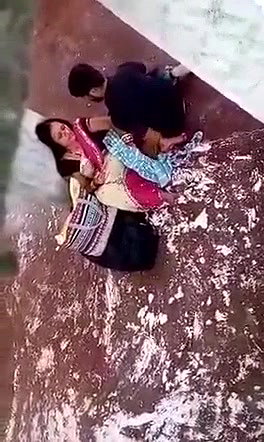 Mature Wife Outdoor Pussy Fingering by Lover