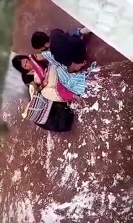 Mature Wife Outdoor Pussy Fingering by Lover