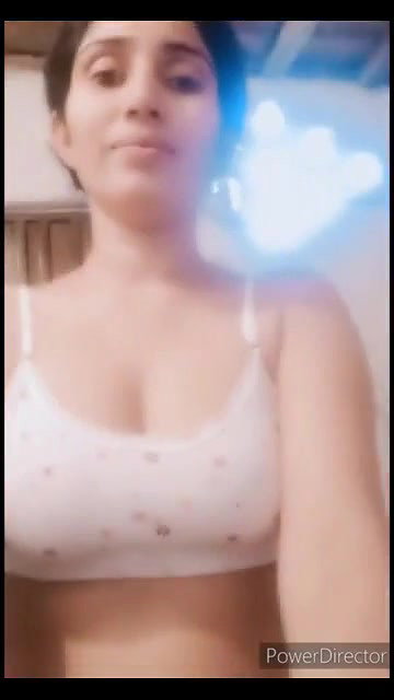 Beautiful Paki Wife Showing her boobs