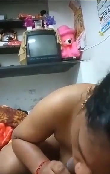 Telugu wife strips nighty and gives blowjob to husband
