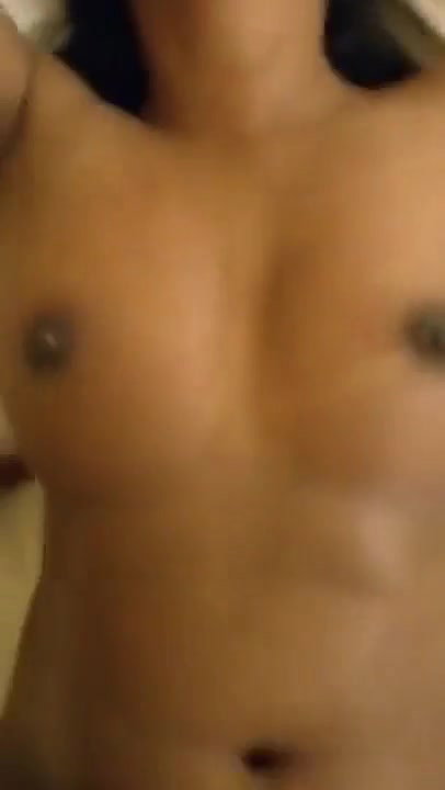 Bina Jhat Wali Chut Ki Chudai in Hotel