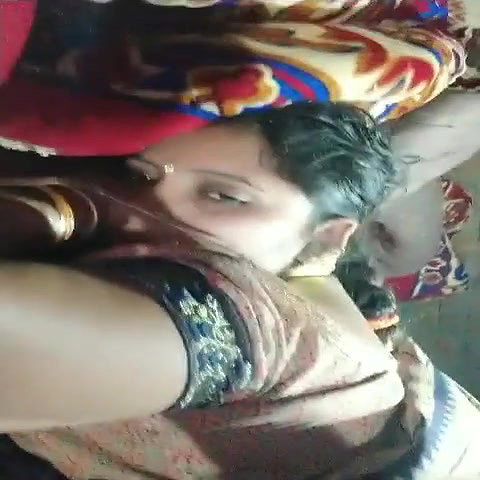 Hot saree bhabhi fucking and recording
