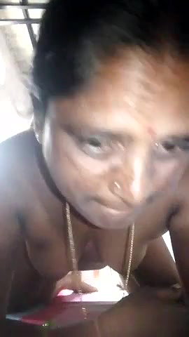 Desi mature wife Doggystyle sex with uncle MMS