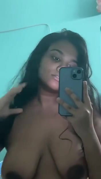 beautiful girl licking boob selfie viral xxx videos