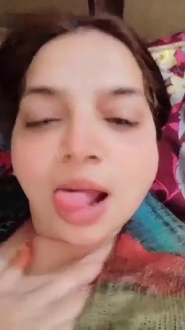 desi lady role play and naked fingering video
