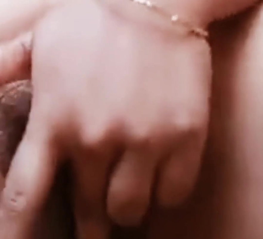 Hot Indian aunty ki cudai video hindi webcam aunty ki mast cudai video indian bhabhi ki cudai video desi bhabhi ki cudai