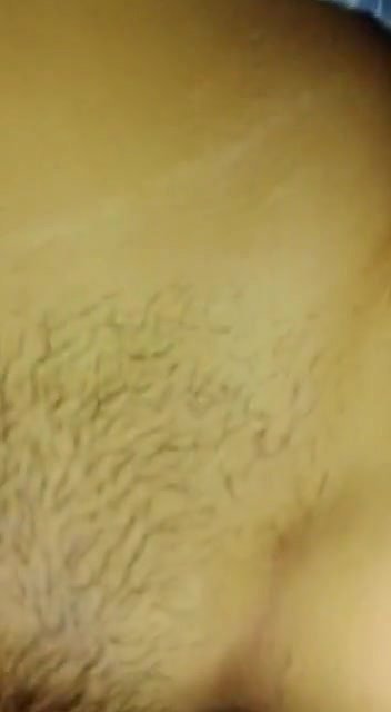 Aadmi ne mote lund ko chut mai daala