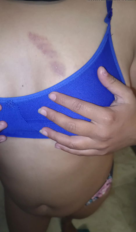 Hot wife ki chut ko mera lund chahiye .part 1