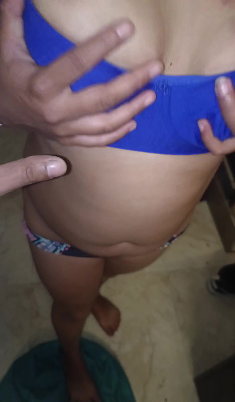 Hot wife ki chut ko mera lund chahiye .part 1