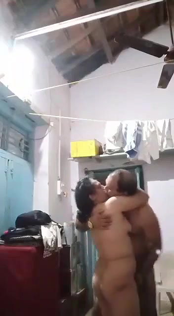 Horny woman pussy fingered and fucked